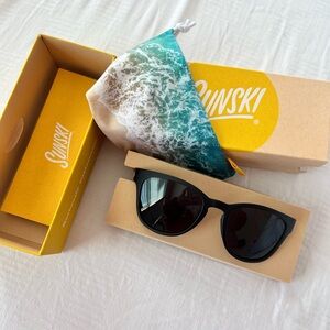 Sunski Topeka Sunglasses – Black Slate | New in Box
